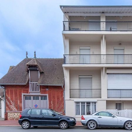 2-Bedroom Apartment With Balcony Near Hippodrome Deauville Eksteriør billede